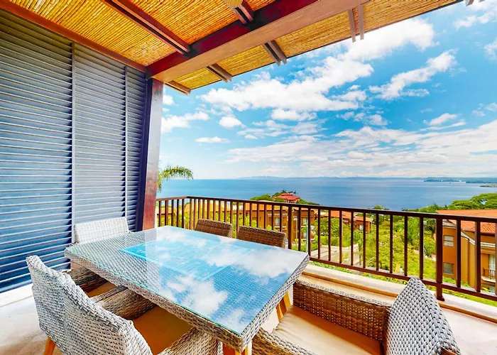Ocean-View Ocotal Villa, Balcony & Pool Vakantiehuis Playa Ocotal