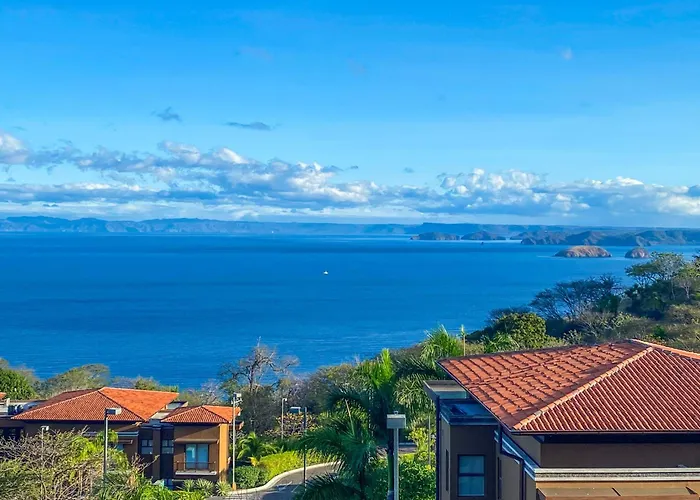 Vakantiehuis Ocean-View Ocotal Villa, Balcony & Pool